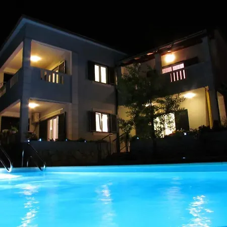House Mari Tatil Evi Supetar